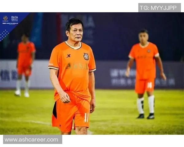 35岁以上依旧闪耀绿茵场的世界足球巨星现役风采与不老传奇 35岁以上依旧闪耀绿茵场的世界足球巨星现役风采与不老传奇